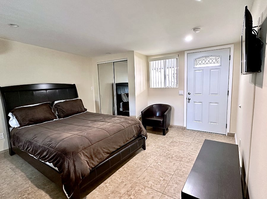 Furnished Finder property 980826_1 photo 3