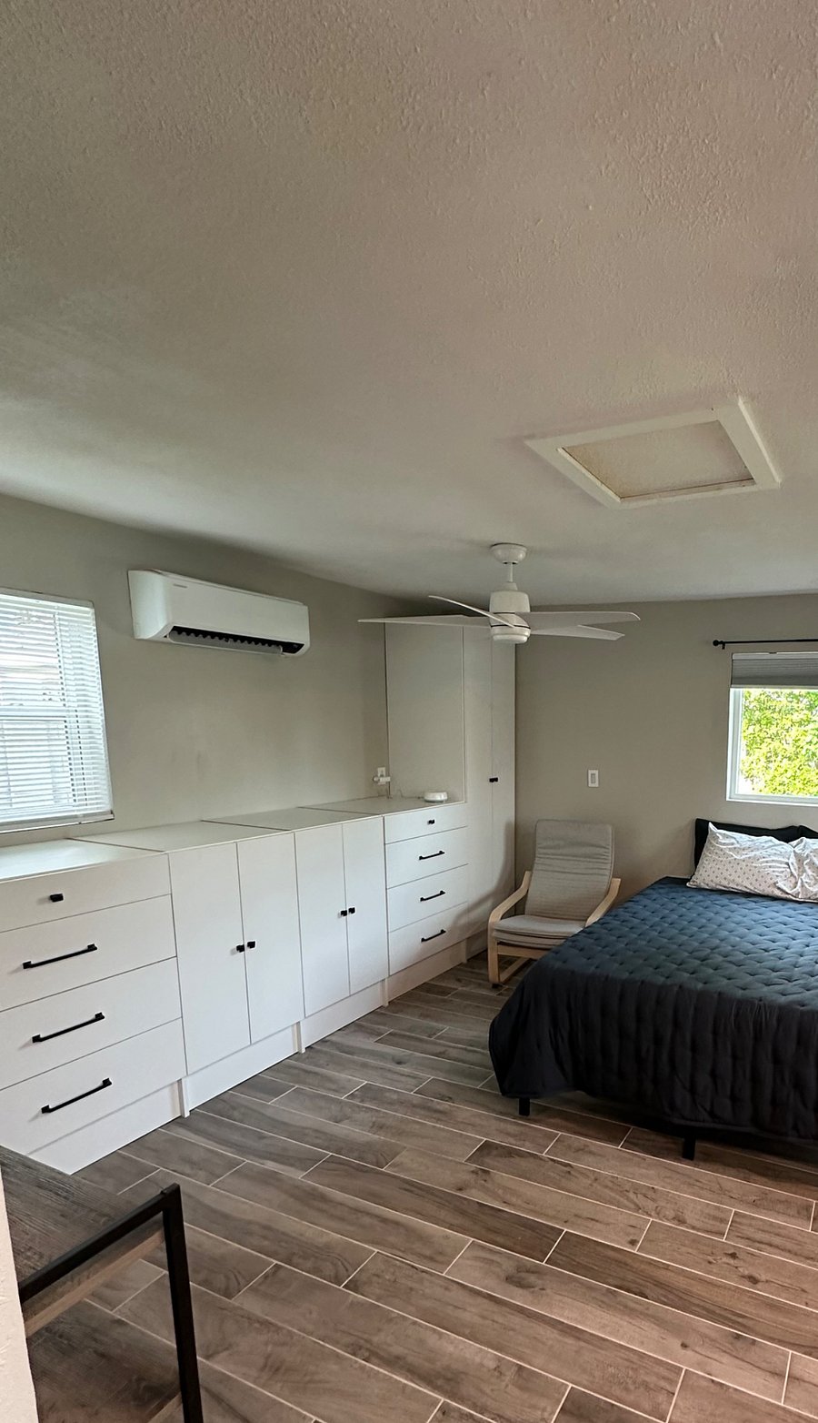 plenty of cabinet space