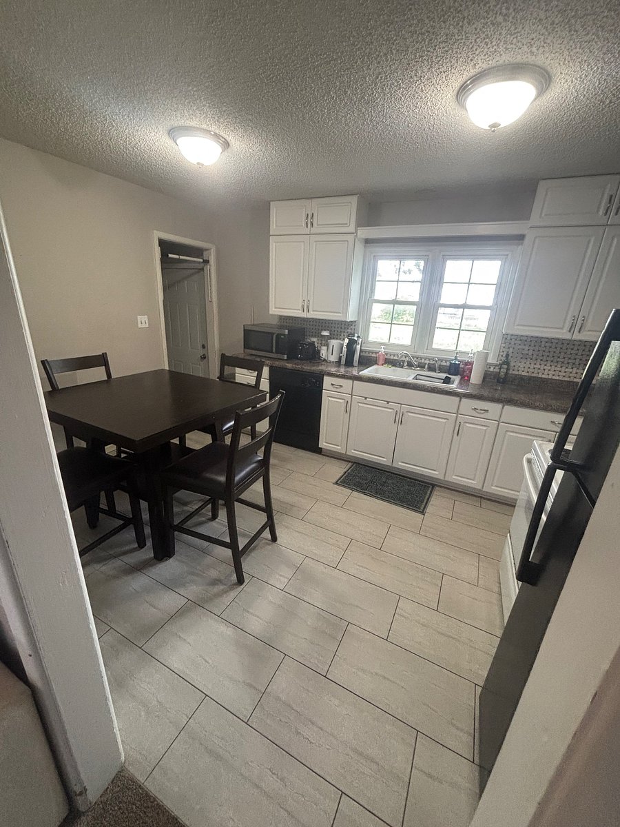 Furnished Finder property 980915_1 photo 5