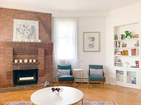 Living Room Area 4 