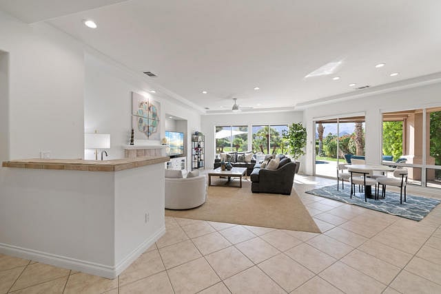 Furnished Finder property 980944_1 photo 17
