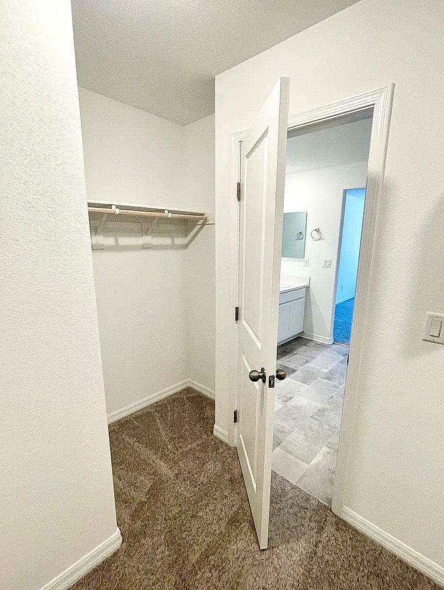 Furnished Finder property 980999_1 photo 10