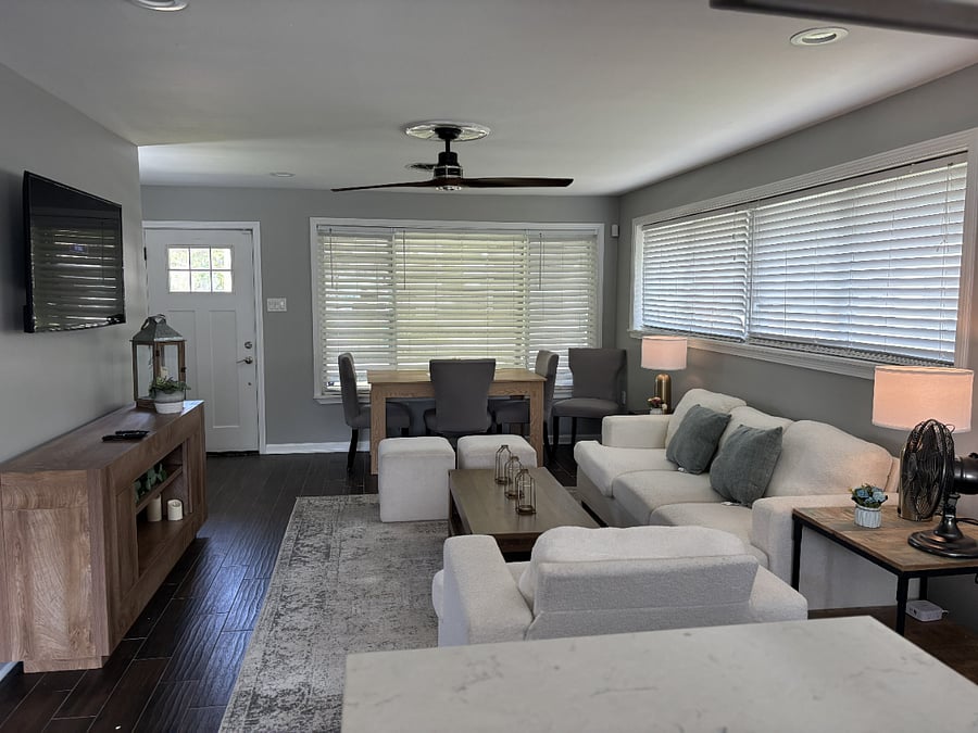 Large and cozy living space