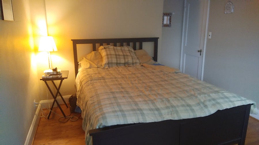 queen bedroom