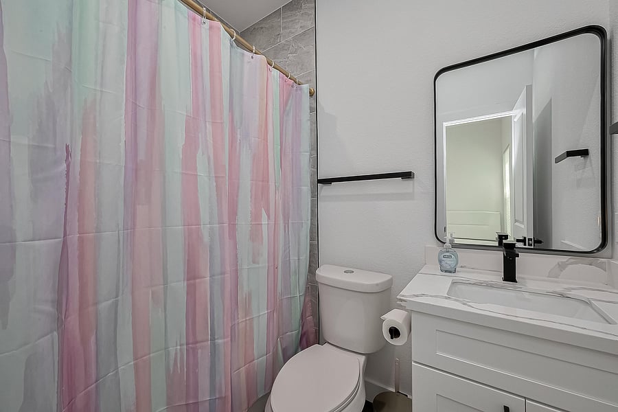The O'Keeffe's Private Ensuite Bathroom.