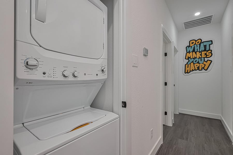 Laundry Closet #2 (Upstairs)