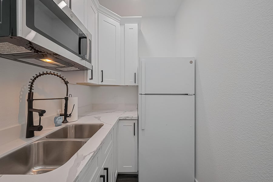 Kitchenette (Upstairs)