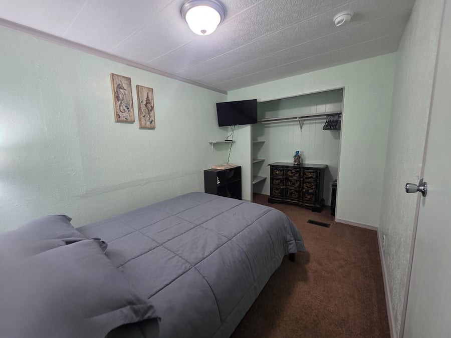 Alternate view of second bedroom layout