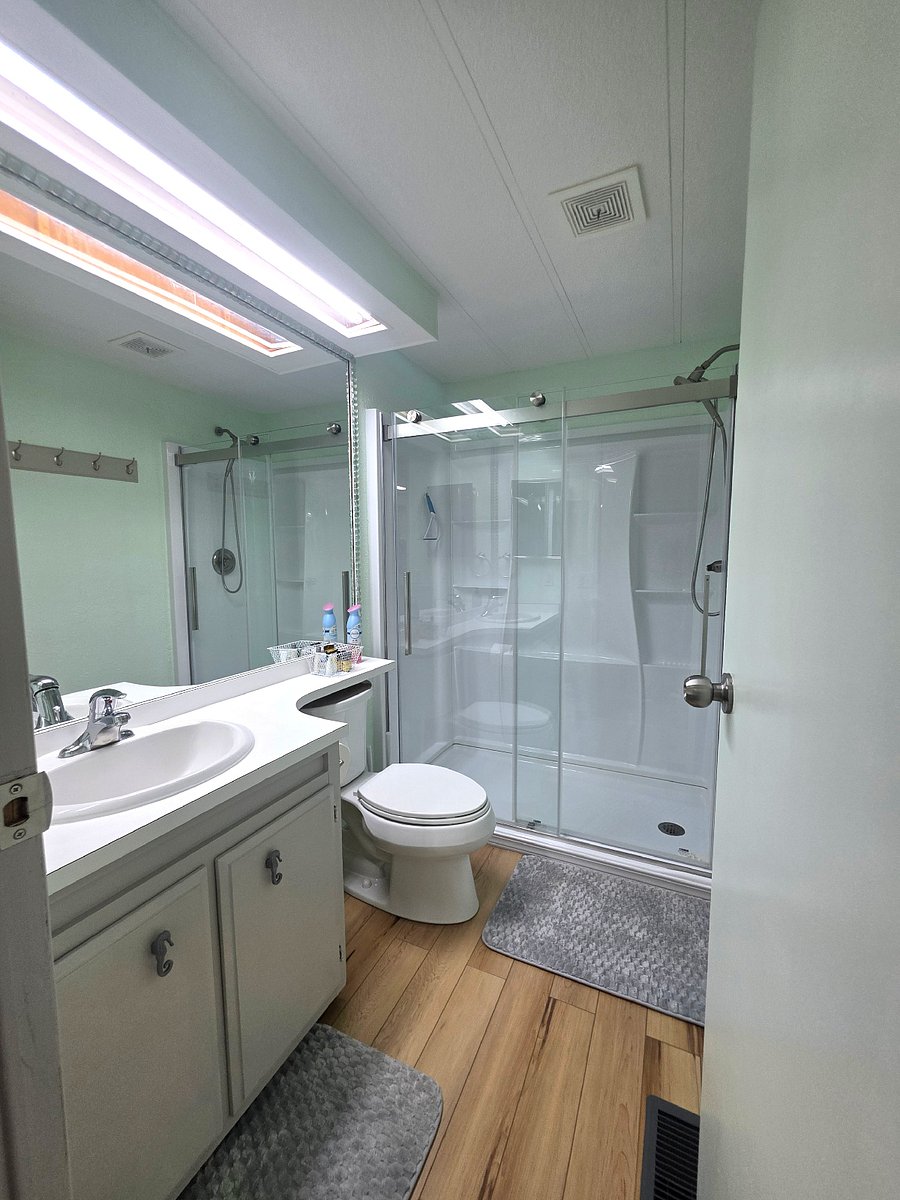Second full bathroom with walk in shower for added convenience