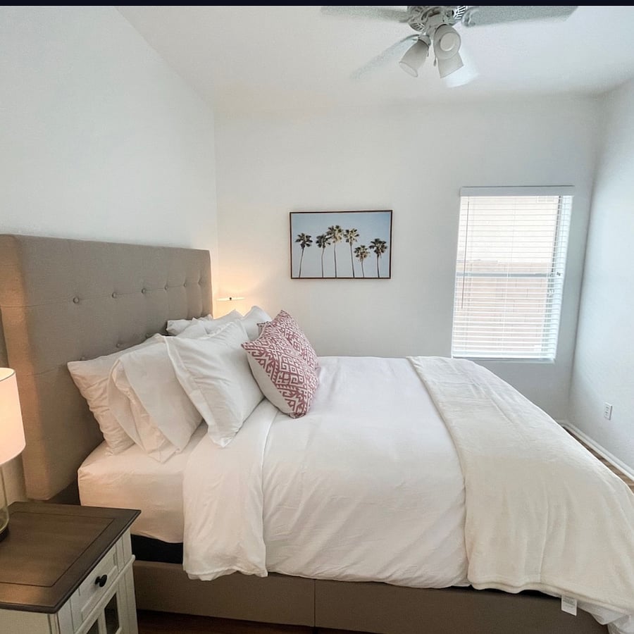 Downstairs bedroom with queen bed 