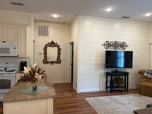 Furnished Finder property 981103_1 photo 6