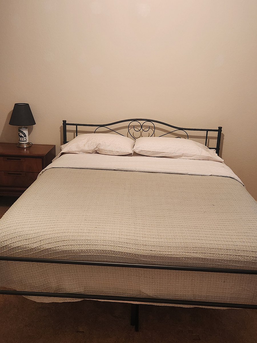 15 - Master Bedroom 4 