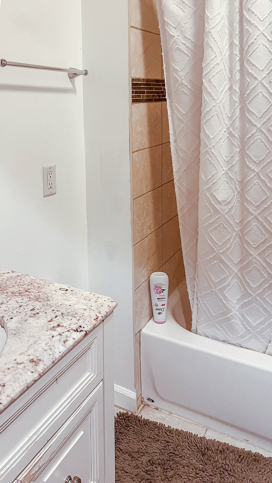 Shared FulBathroom