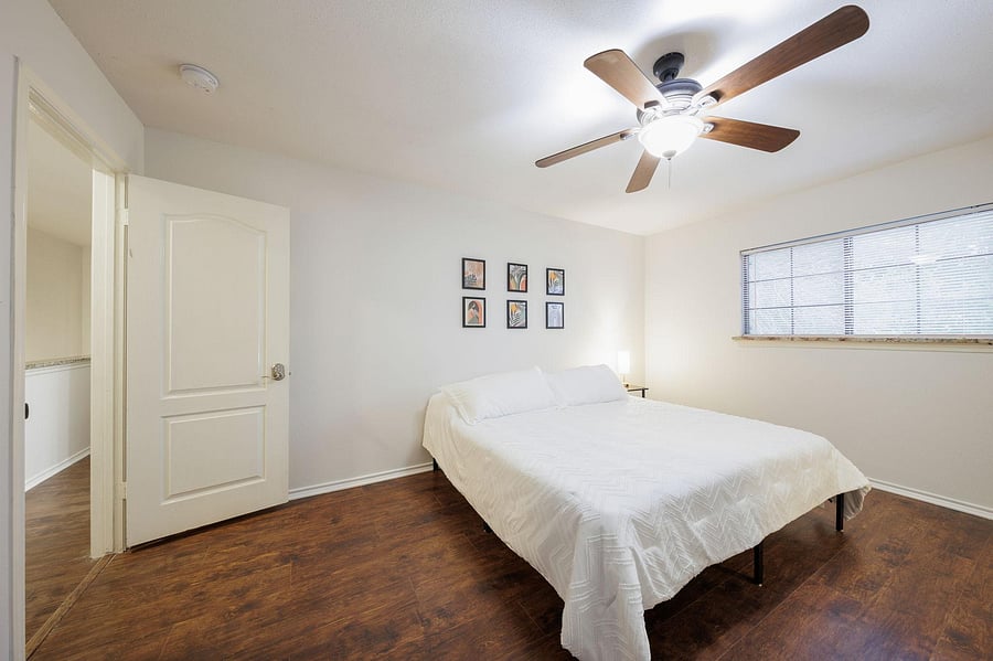 Ceiling fan