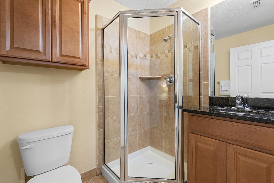 Queen Ensuite