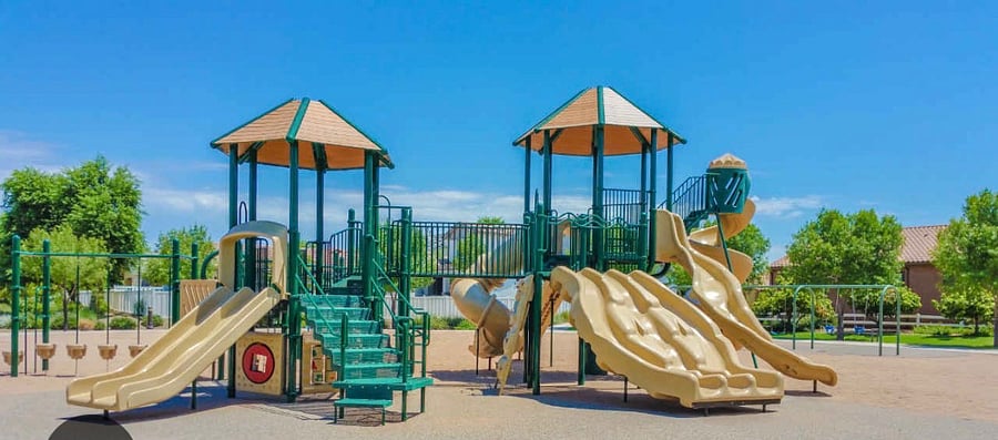 Tons of parks, open fields, backetball, sand volleyball, walking/bike paths, dog park, etc.