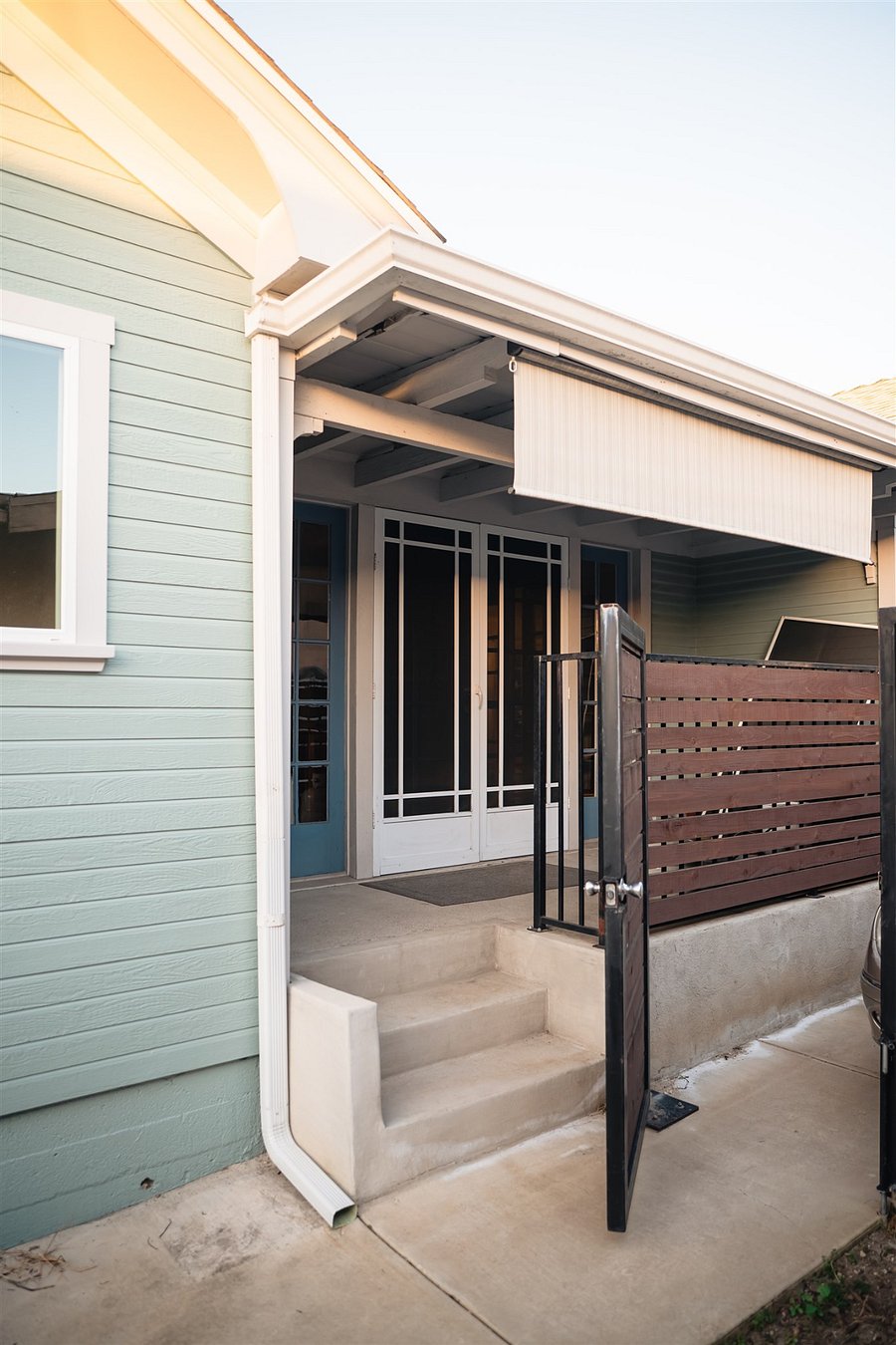 Side porch/entrance