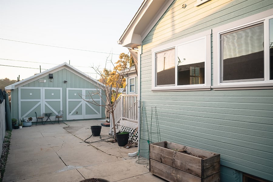 Separate unit in backyard