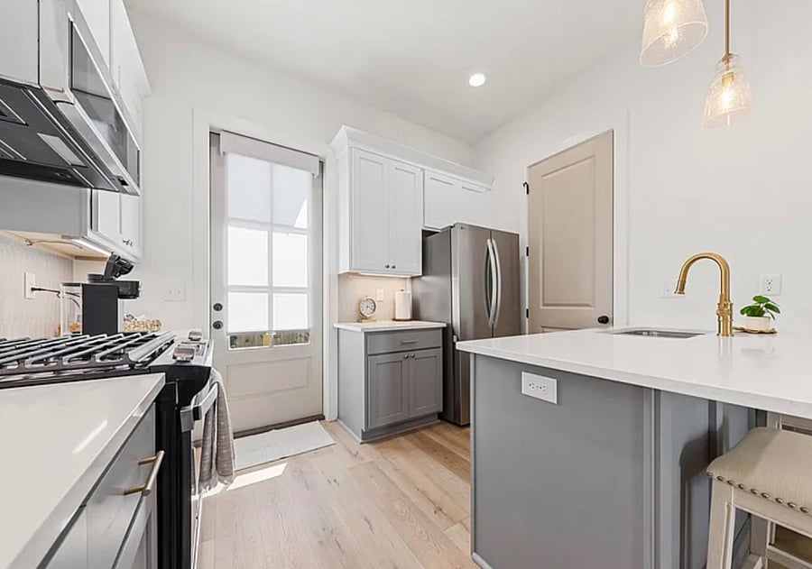 Fully equipped kitchen for cooking. Large gas stove. Microwave, Dishwasher. Huge laundry pantry. Washer/dryer adjacent.