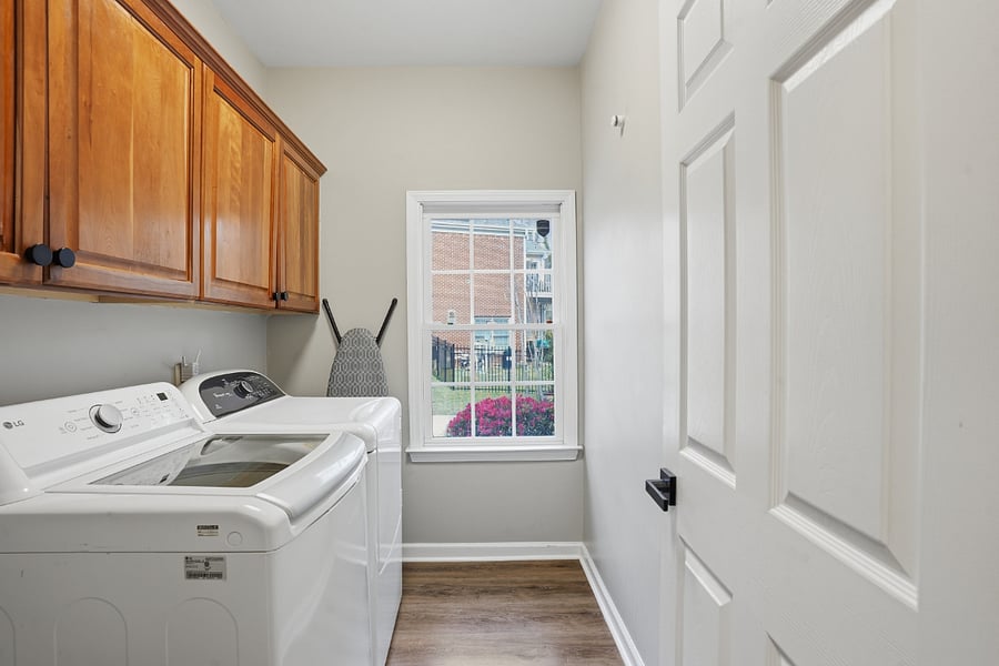 In-home washer and dryer for convenient extended stays.