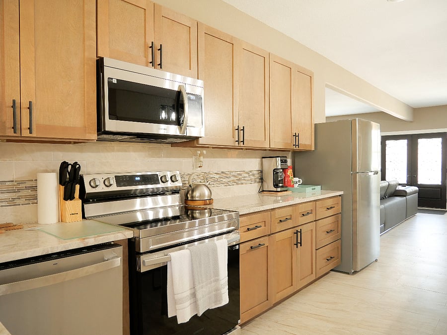 Luxury Kitchen with Wood Gabinets