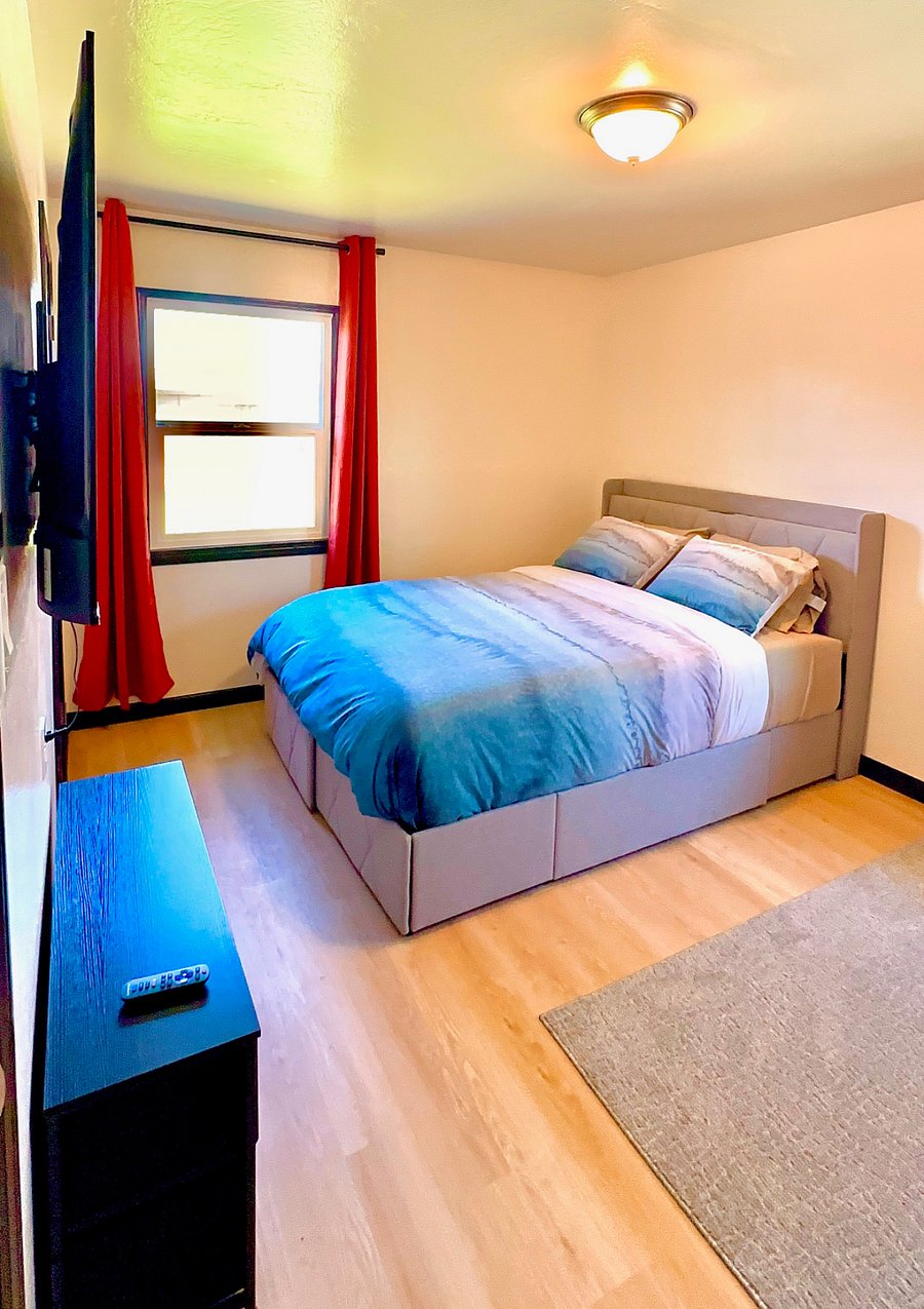 Cozy Queen size bed, bedroom#2