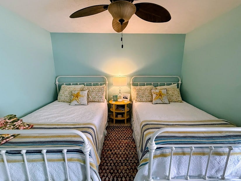 Downstairs bedroom with 2 Queen beds