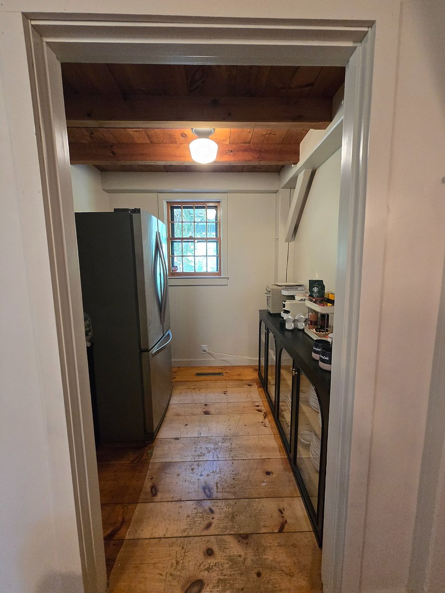 Walk-in pantry