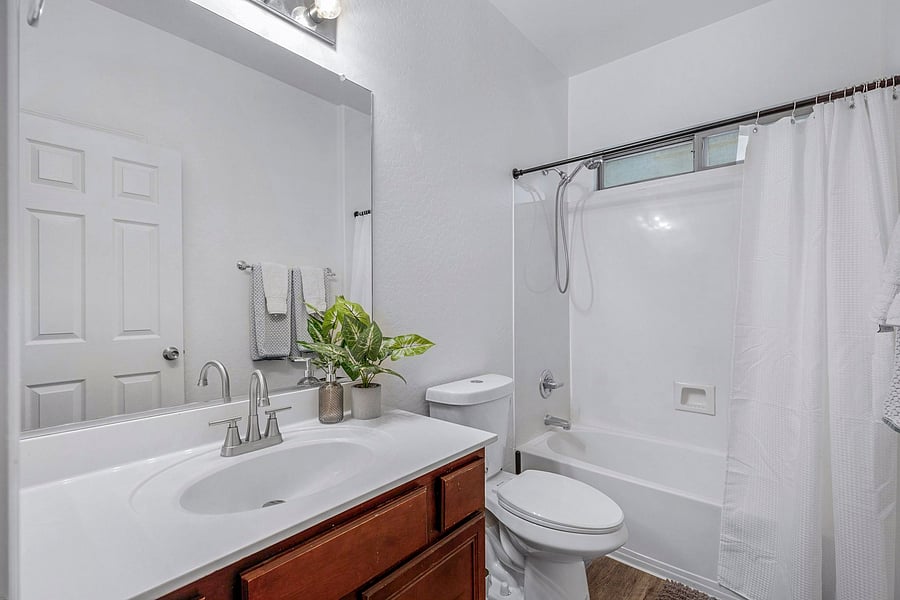 Downstairs shared bathroom