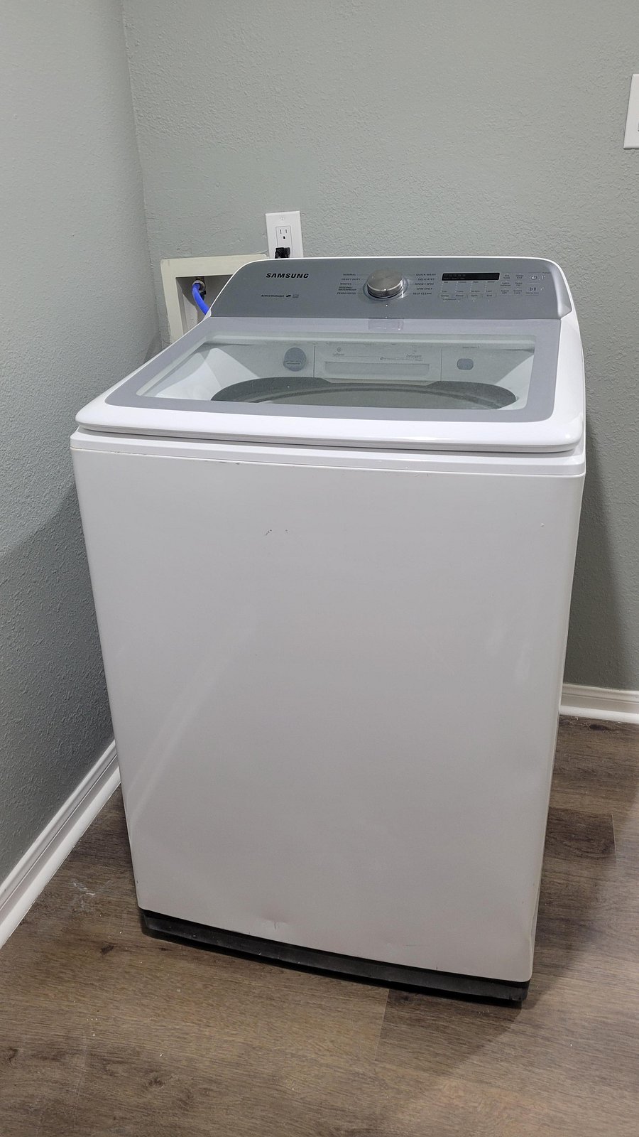 On-site washer and dryer available for your convenience -- no trips to the laundromat needed.