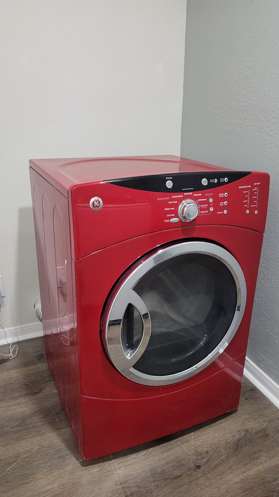 On-site washer and dryer available for your convenience -- no trips to the laundromat needed.