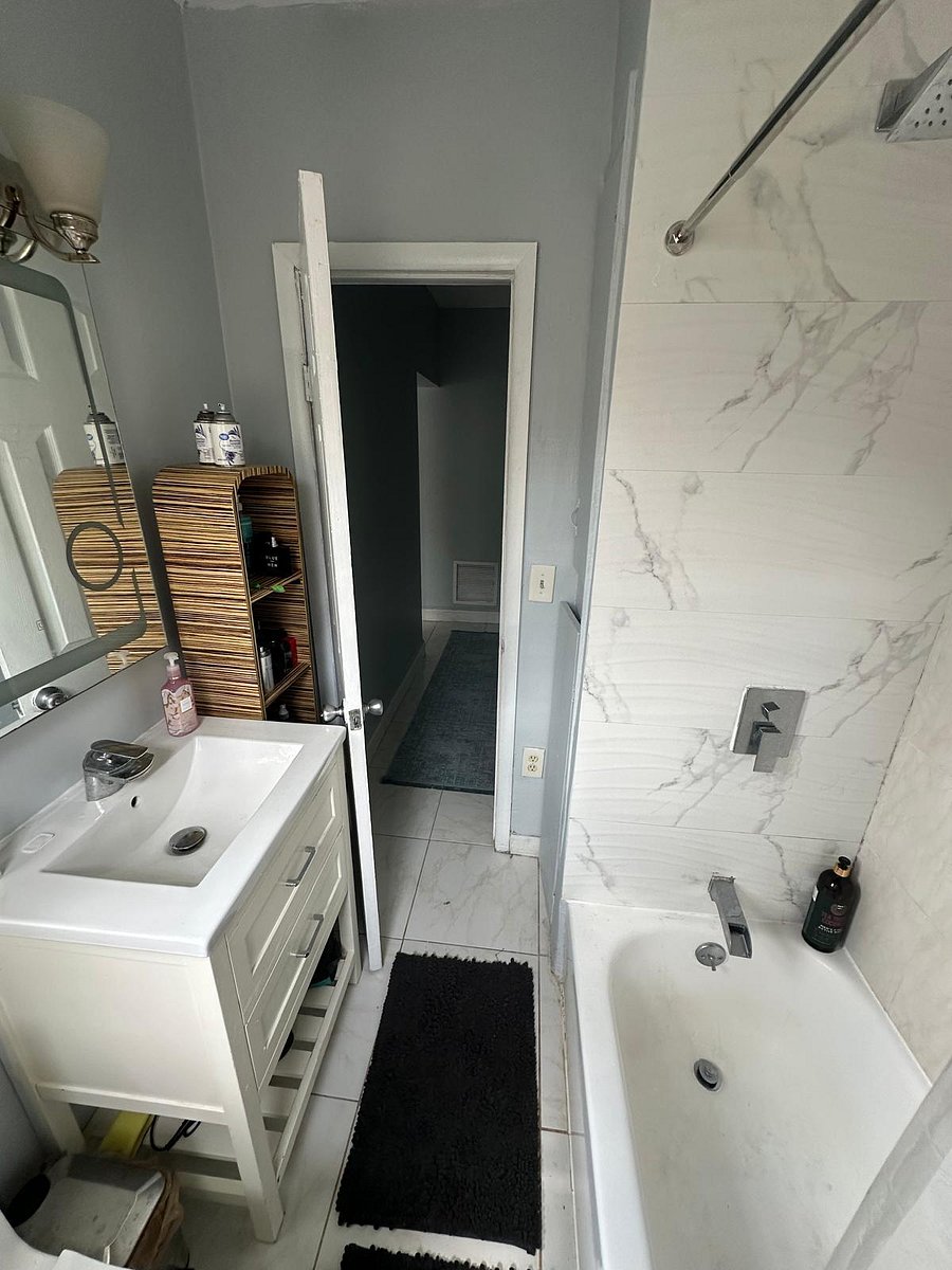 Bathroom #1 / Hallway