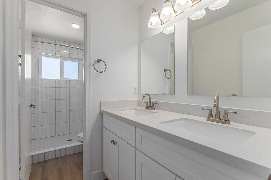 Bathroom #3
Double Sinks and large shower