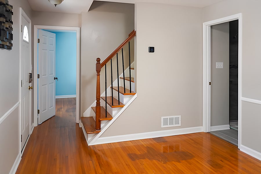 Dining Area/Bathroom