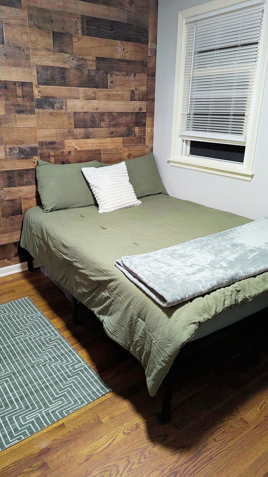 Room2