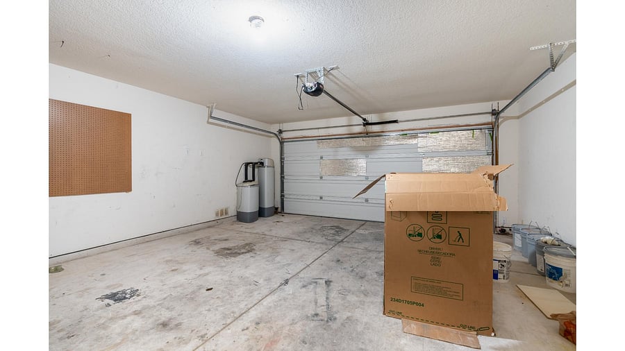 Indoor Garage for 2 cars