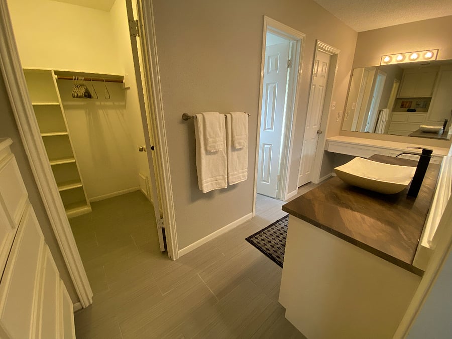 Master bathroom.