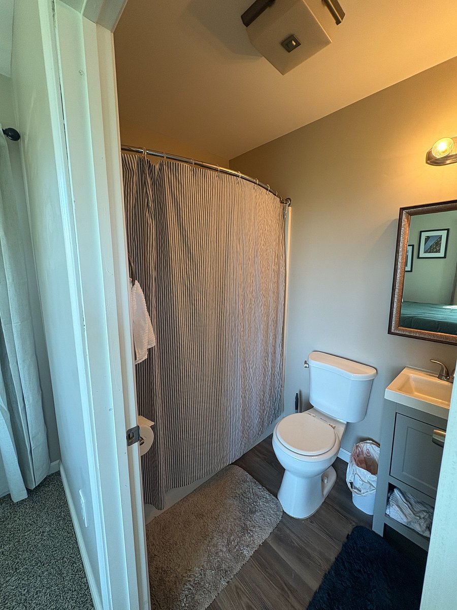 Upstairs Bathroom