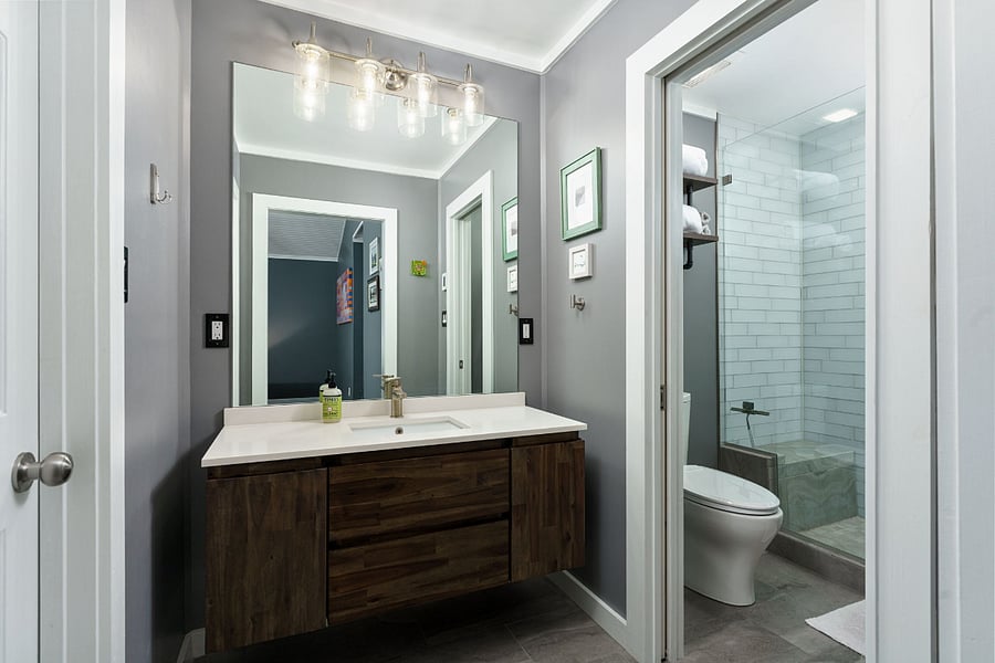 Primary en-suite with rain shower