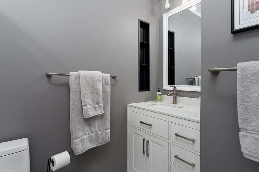 2nd bathroom