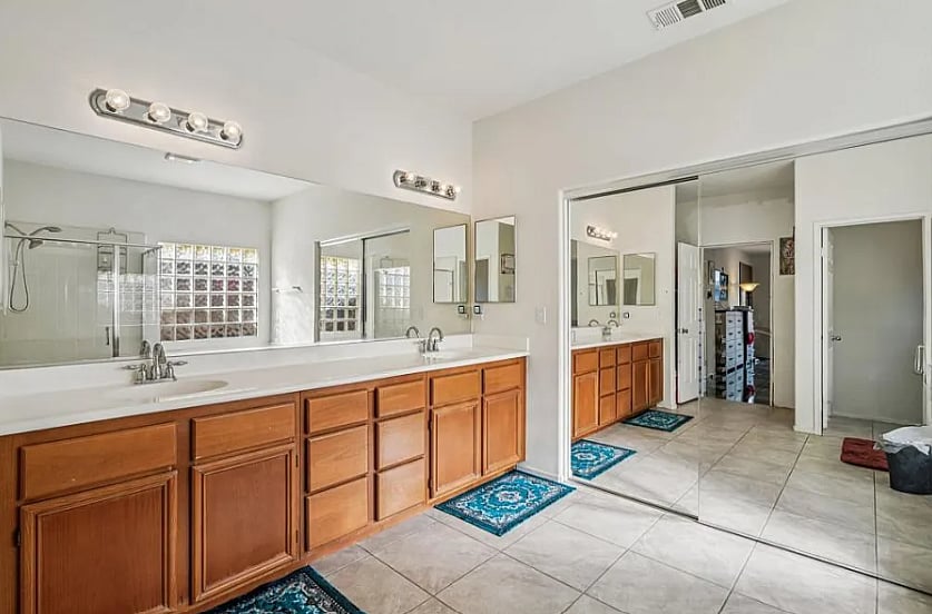 Furnished Finder property 982109_1 photo 11