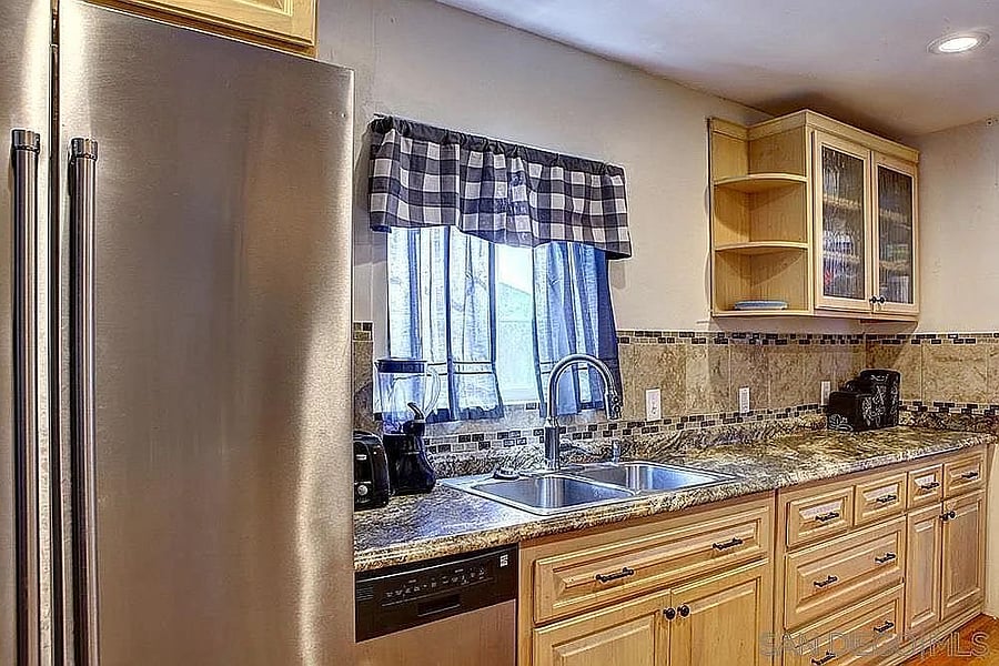 Furnished Finder property 982128_1 photo 8