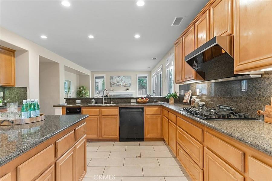 Furnished Finder property 982177_1 photo 7