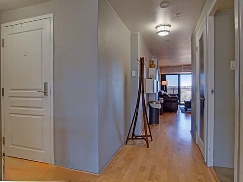 Furnished Finder property 982200_1 photo 6