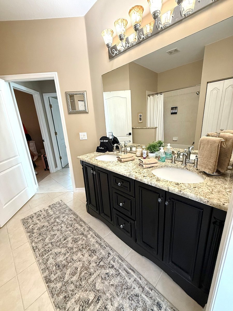 Second full bathroom