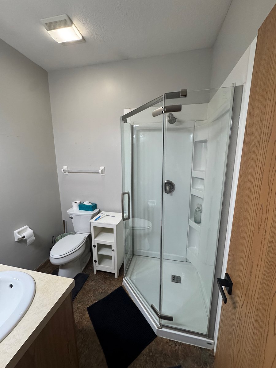 Master bath 