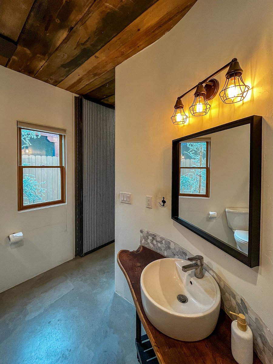 Casita Bathroom