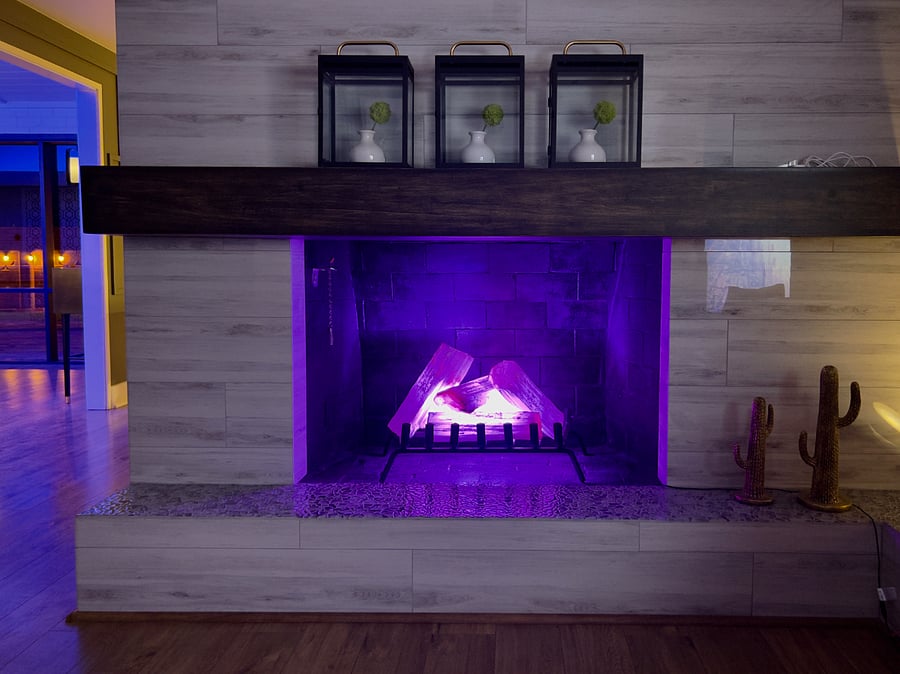 Lots of fun lighting touches throughout the house to create a chill night-time vibe.