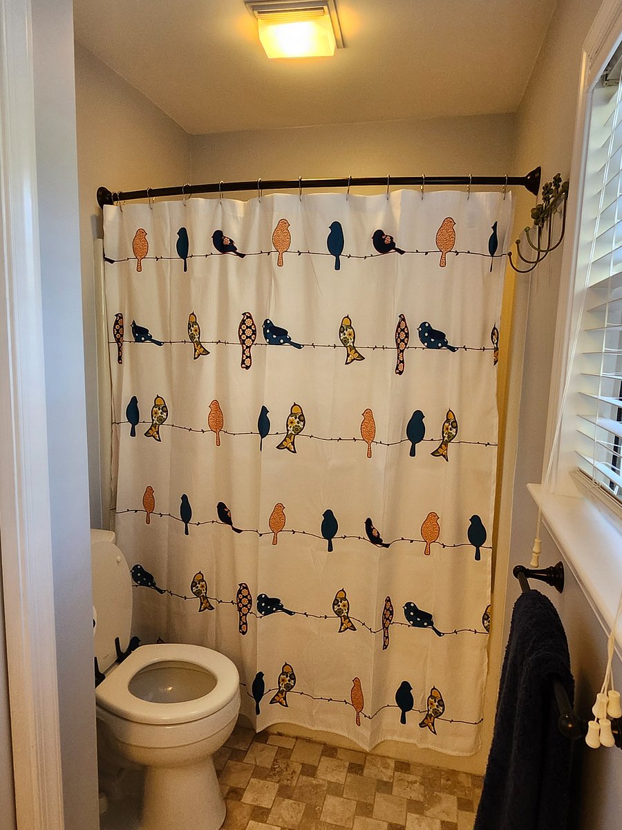 2nd Floor Bath