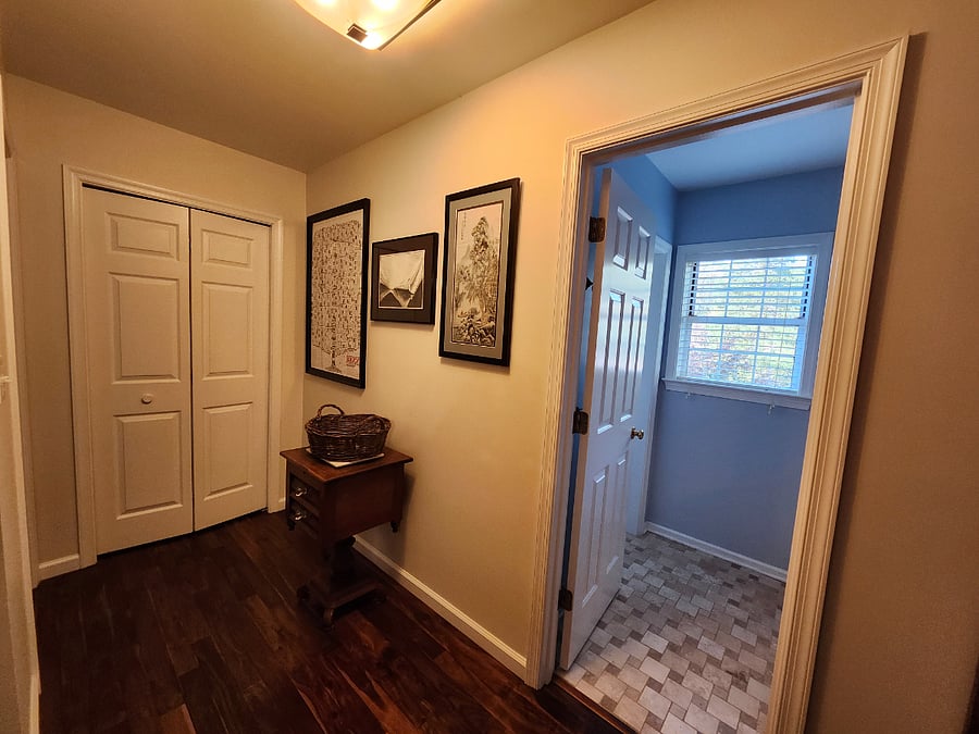 2nd Floor Landing
